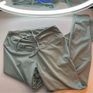 PINK ACTIVE LEGGINGS 💚